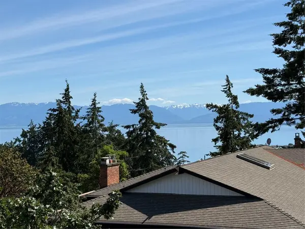 3853 Graceland Dr, Metchosin BC V9C 4A6 - 3 bed, 2 bath property for sale in Metchosin