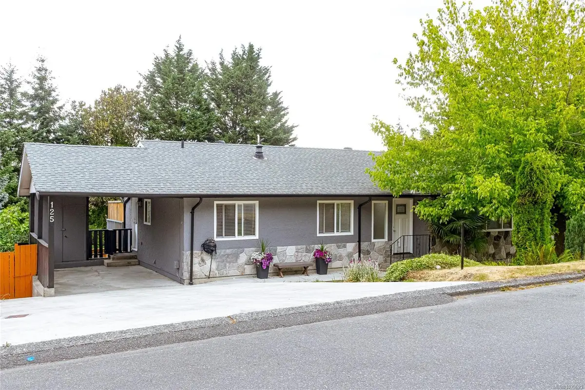 125 Arbutus Cres, Ladysmith BC V9G 1T8