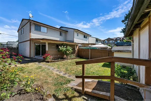 630 Dobson Rd, Duncan BC V9L 2L7 - 3 bed, 2 bath property for sale in Duncan
