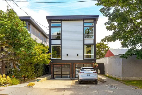 117 St. Lawrence St, Victoria BC V8V 1X7 - 2 bed, 3 bath property for sale in Victoria