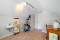 View 32