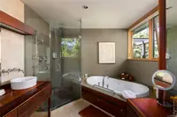 View 24