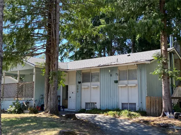 380 Alder Cres, Gold River BC V0P 1G0 - 4 bed, 2.0 bath in Gold River