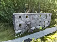 View 32