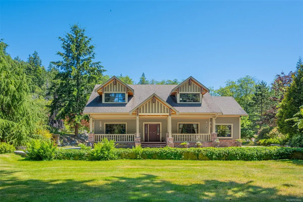 5300 Yukon Ave, Powell River BC V8A 4H4
