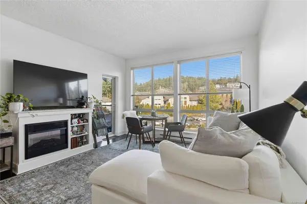 627 Brookside Rd #303, Colwood BC V9C 0C3 - 2 bed, 2.0 bath in Colwood
