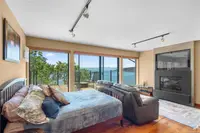 View 32