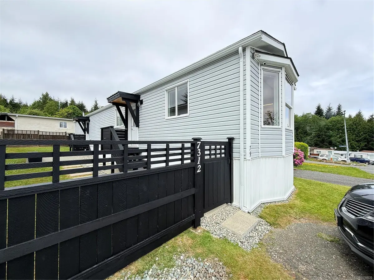 7312 Klakish Pl, Port Hardy BC V0N 2P0