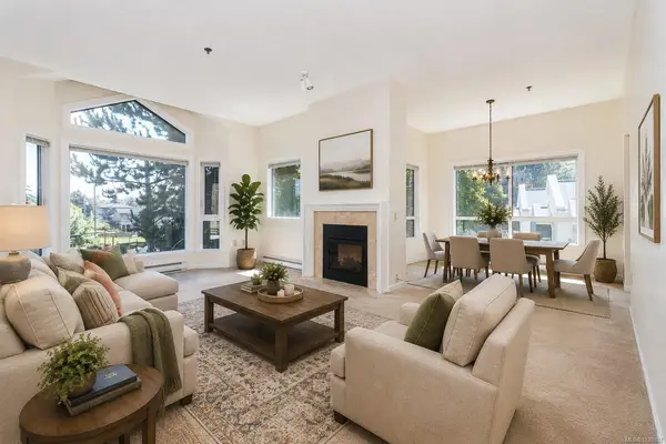 3969 Shelbourne St #326, Saanich BC V8N 6J5 - 2 bed, 2.0 bath in Saanich