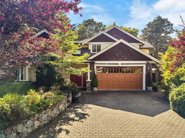 3962 Stan Wright Lane, Saanich BC V8P 0A1 - 4 bed, 3 bath property for sale in Saanich