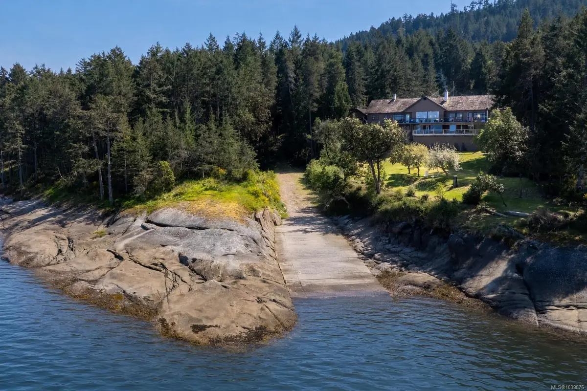 474 Sticks Allison Rd, Galiano Island BC V0N 1P0
