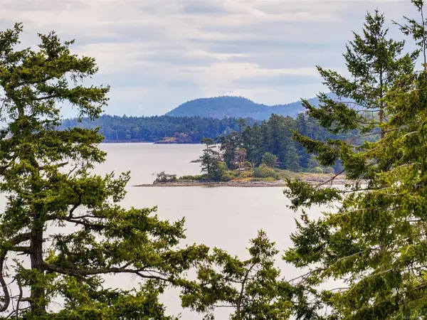 2353 Harbour Rd #29, Sidney BC V8L 3X8 - 3 bed, 3.0 bath in Sidney