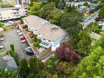 724 Sea Terr #101, Victoria BC V9A 3R6