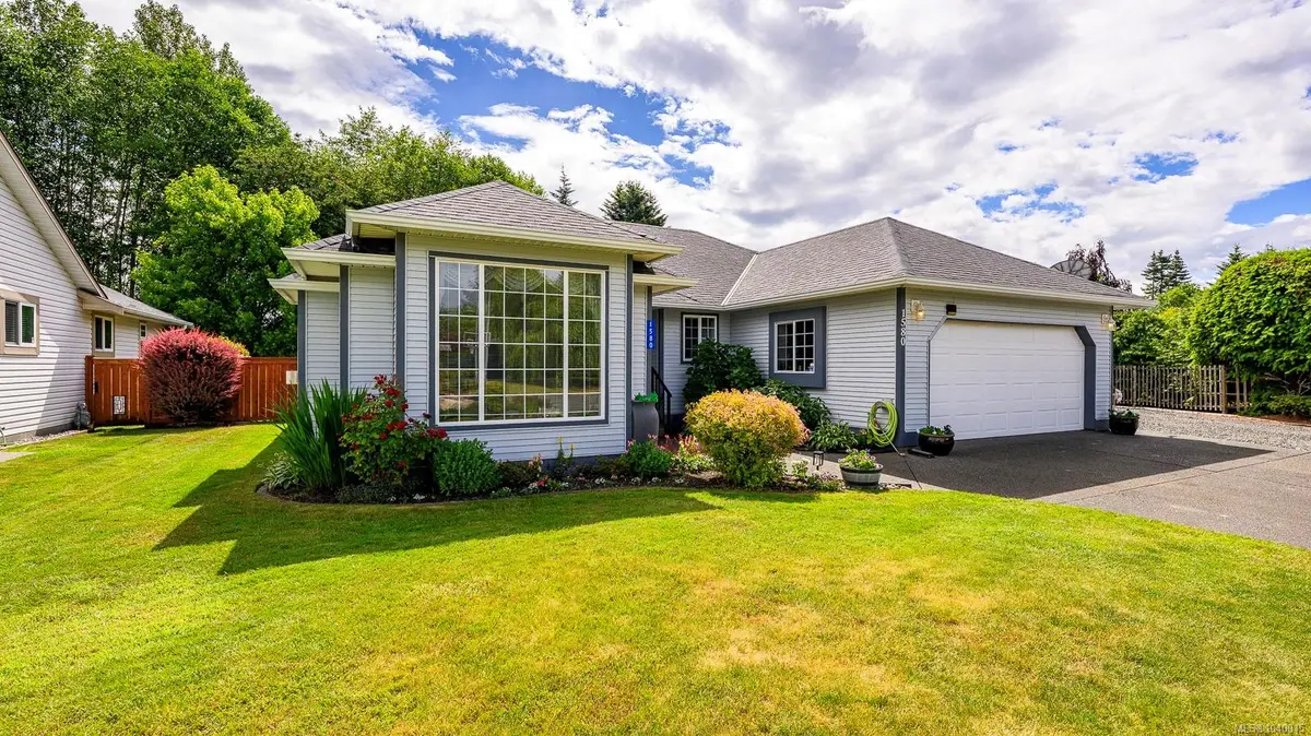 1580 Griffin Dr, Courtenay BC V9N 8M5