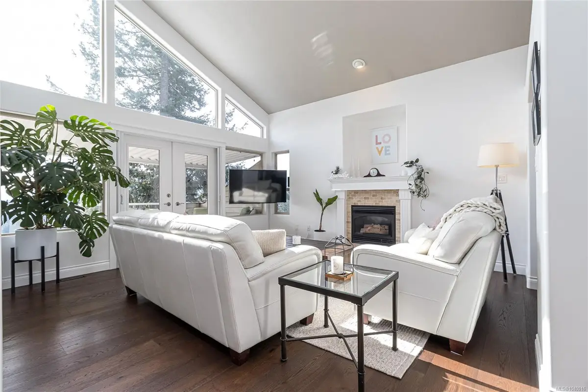 150 Rainbow Cres, Nanaimo BC V9T 4Y2