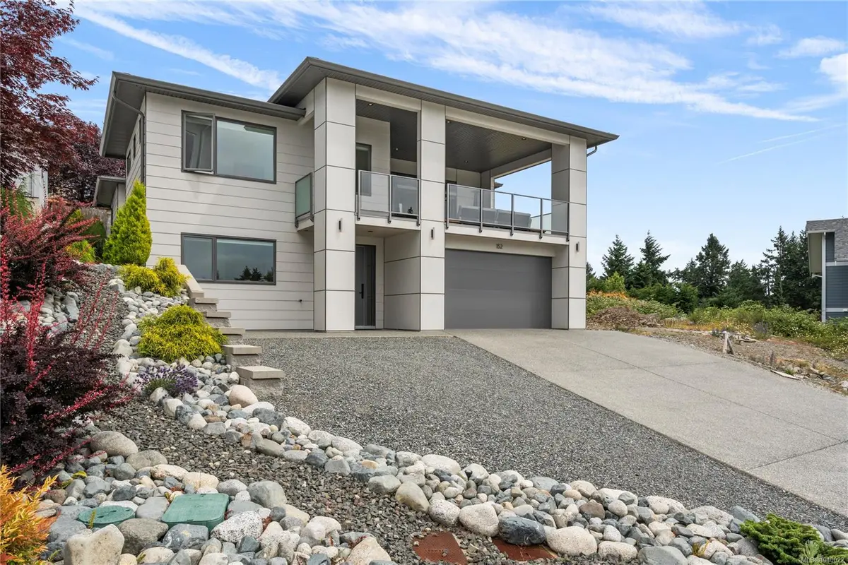 152 Golden Oaks Cres, Nanaimo BC V9T 0K8