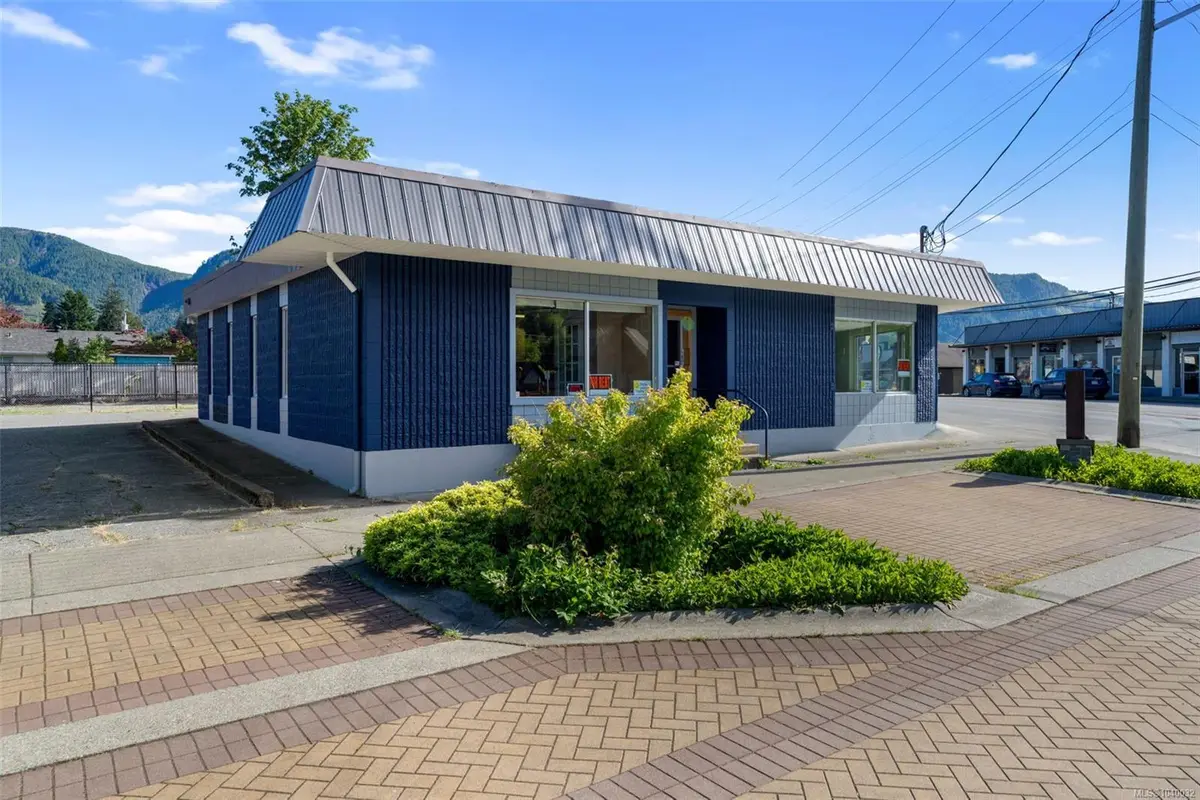 74 South Shore Rd, Lake Cowichan BC V0R 2G0
