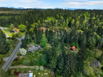 653 Heriot Bay Rd, Quadra Island BC V0P 1N0