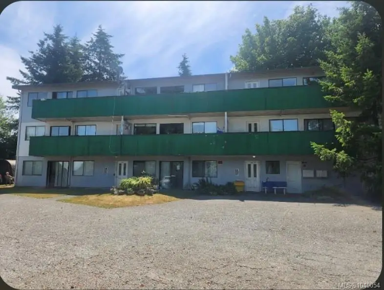 869 Alder St, Campbell River BC V9W 2P4