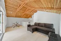 View 18