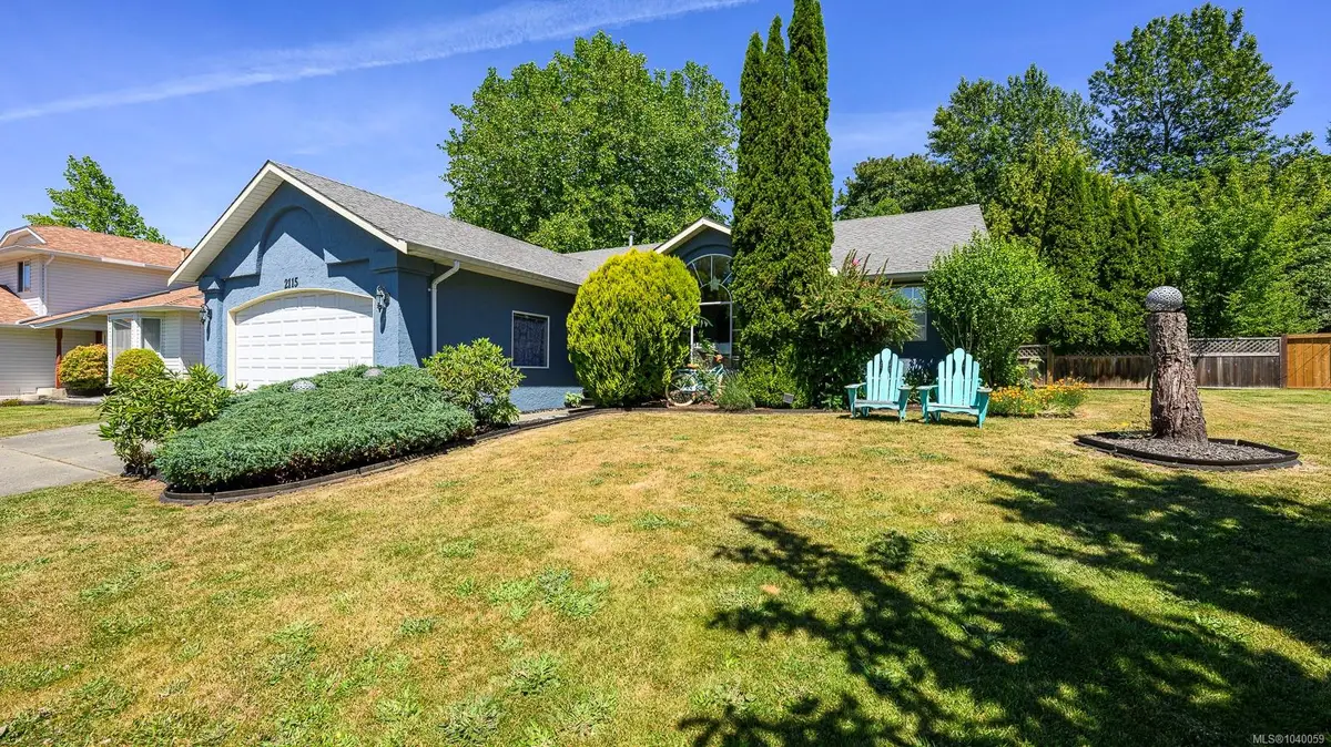 2115 Drake Pl, Courtenay BC V9N 8Y8
