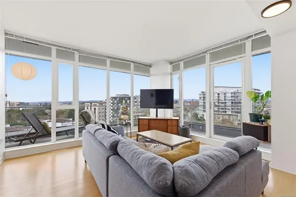 379 Tyee Rd #803, Victoria BC V9A 0B4 - 1 bed, 1.0 bath in Victoria