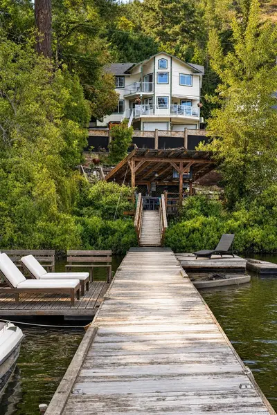 2221 Shawnigan Lake Rd, Shawnigan Lake BC V0R 2W5