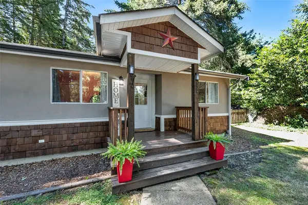 1290 McKenzie Dr, Duncan BC V9L 5R9 - 4 bed, 2 bath property for sale in Duncan
