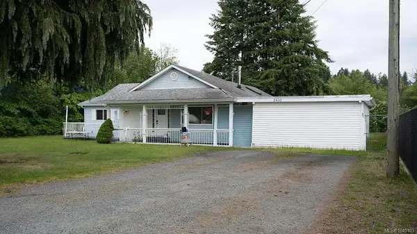 2480 Island Hwy, Campbell River BC V9W 2H1 - 6 bed, 3 bath property for sale in Campbell River