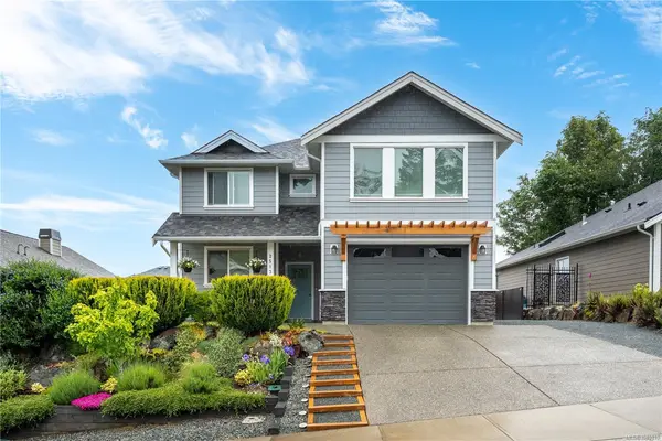 2513 West Trail Crt, Sooke BC V9Z 1P3 - 6 bed, 4 bath property for sale in Sooke