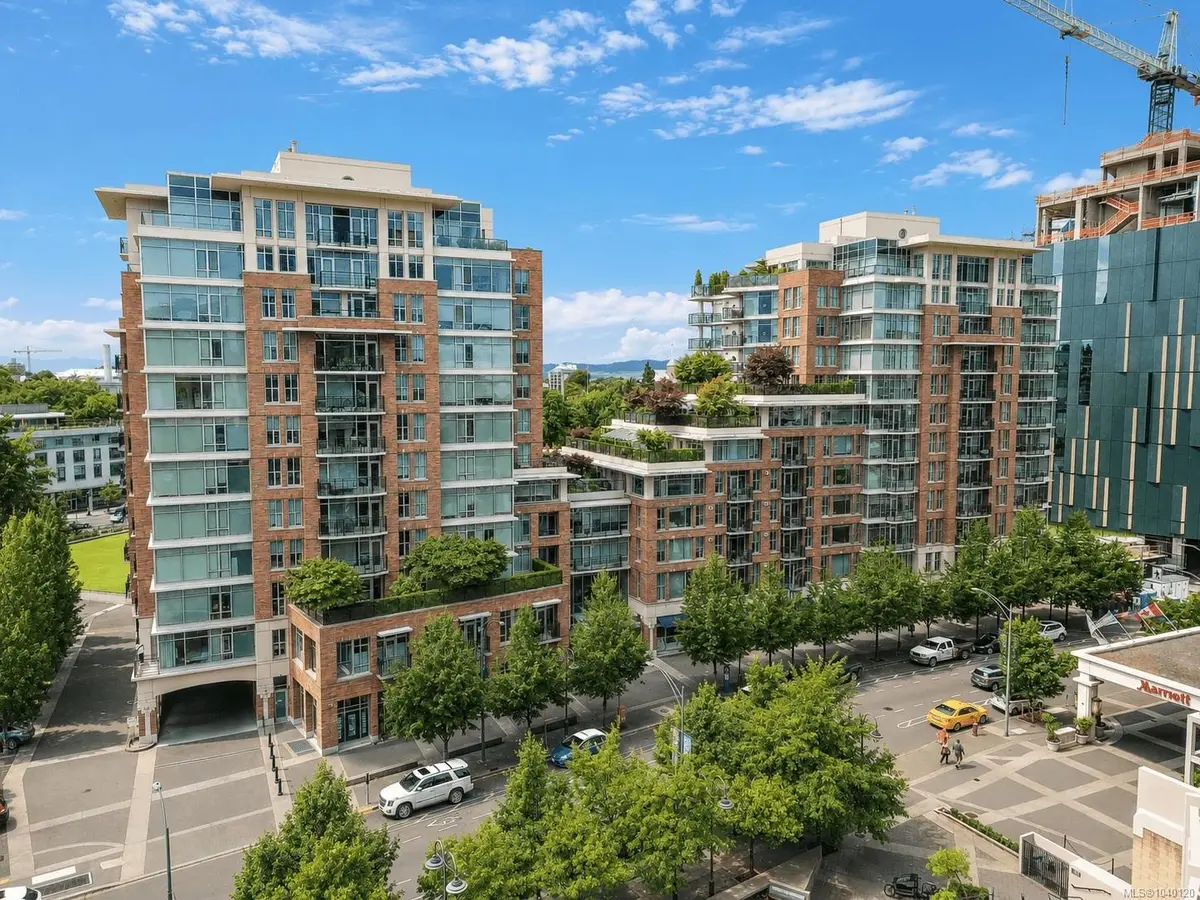 737 Humboldt St #S204, Victoria BC V8W 1B1