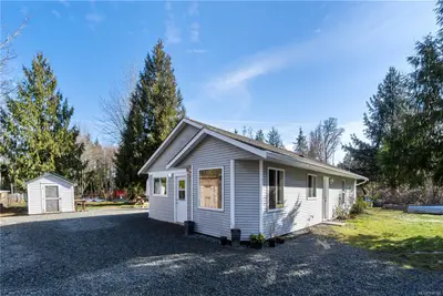 1726 Settler Rd, Qualicum Beach BC V9K 2R6