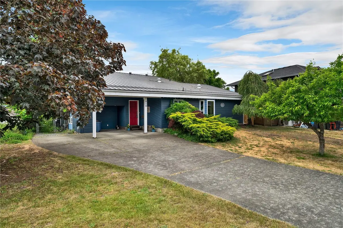 810 Shellbourne Blvd, Campbell River BC V9W 5E8