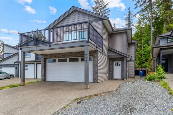 277 Westwood Rd, Nanaimo BC V9R 6S4 - 6 bed, 4 bath property for sale in Nanaimo