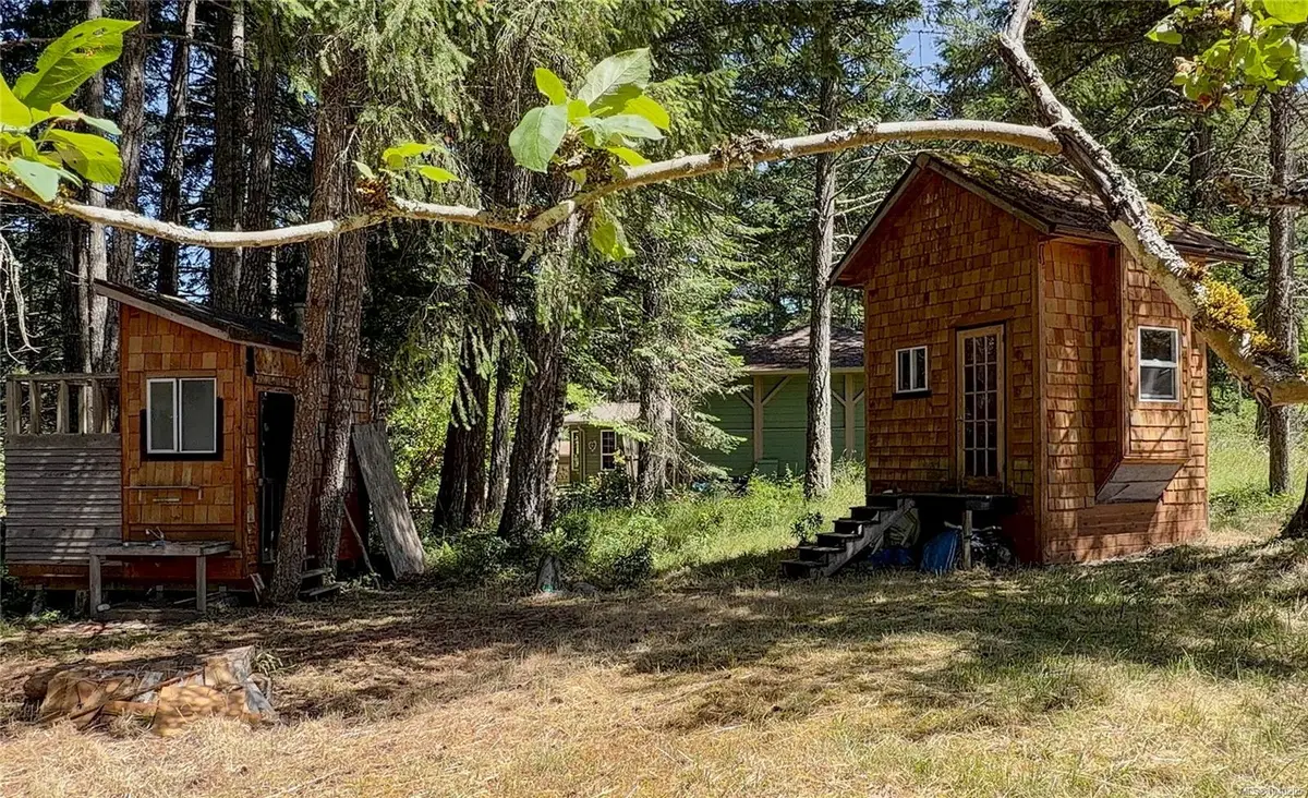 LT 113 Pinewood Rd, Gabriola Island BC V0R 1X4