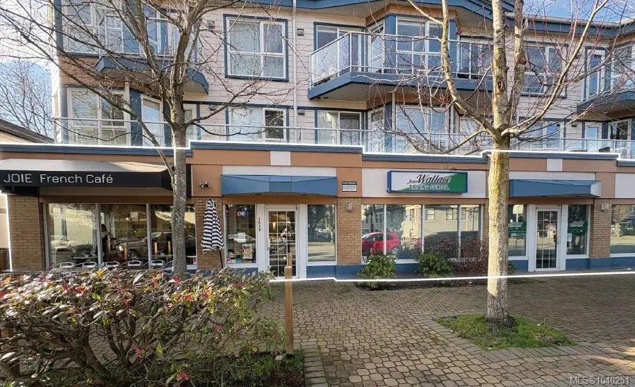 1620 Cook St #102, Victoria BC V8T 3P1