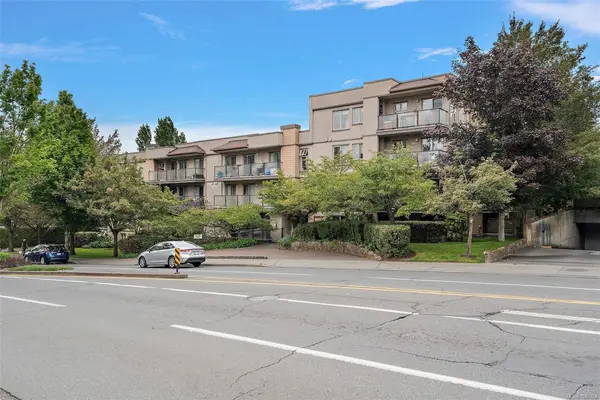 2527 Quadra St #206, Victoria BC V8T 4E1 - 2 bed, 2 bath property for sale in Victoria