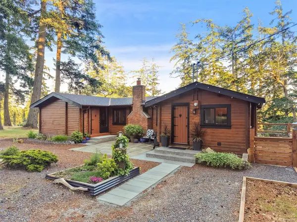 4091 Dupree Dr, Metchosin BC V9B 1X1 - 3 bed, 3.0 bath in Metchosin