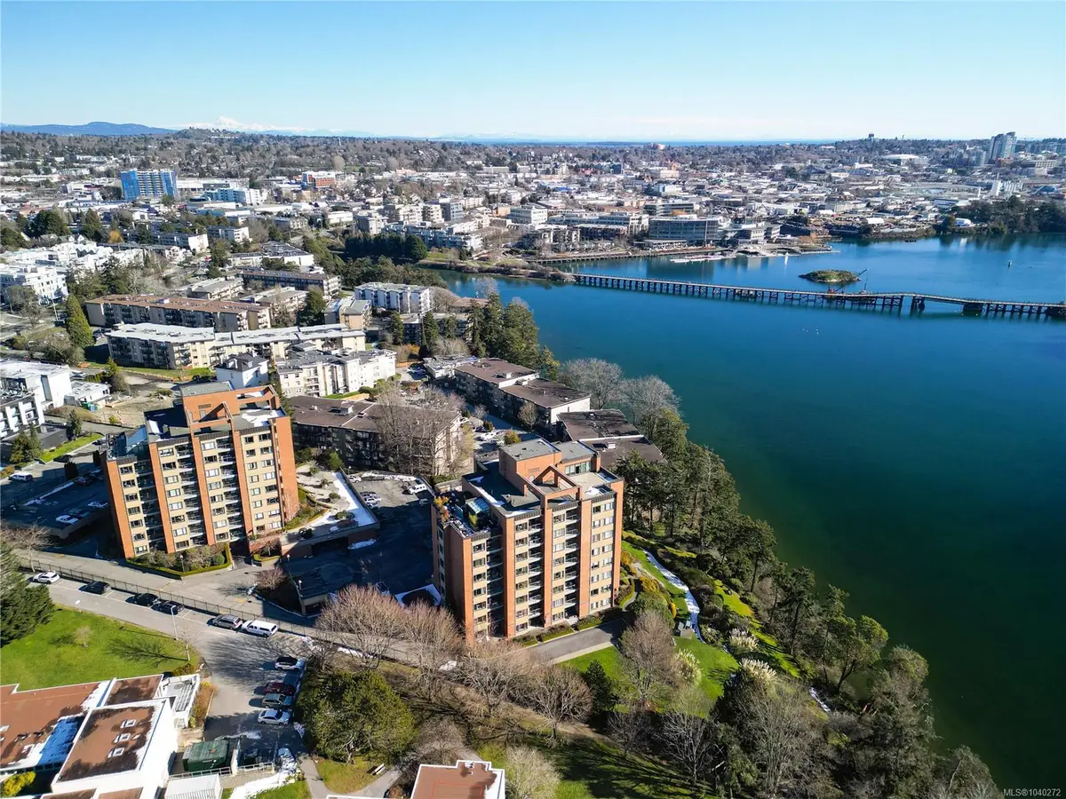 103 Gorge Rd E #306, Victoria BC V9A 6Z2