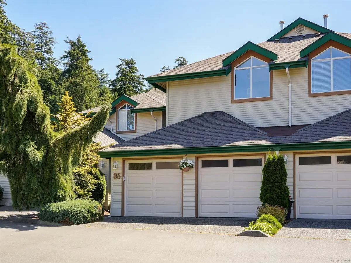 530 Marsett Pl #85, Saanich BC V8Z 7J2