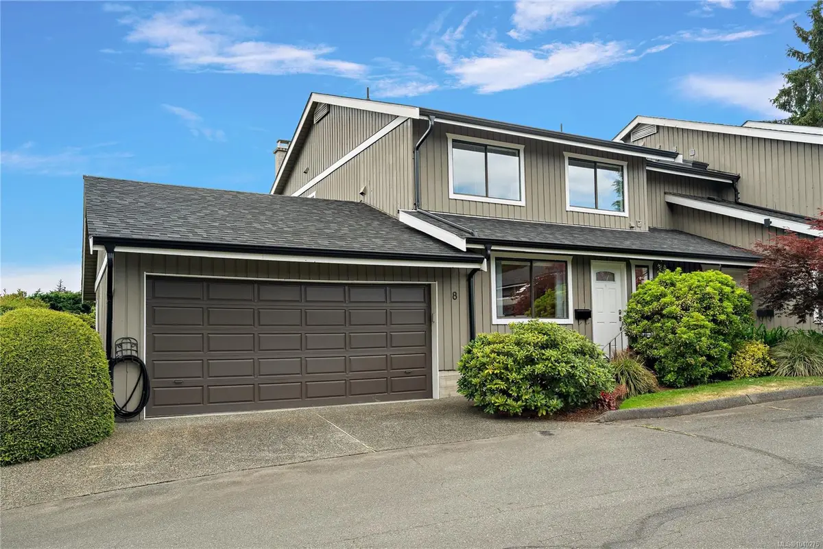 1950 Cultra Ave #8, Central Saanich BC V8M 1Y9