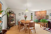 View 10
