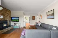 View 10