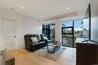 View 10