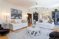 View 10