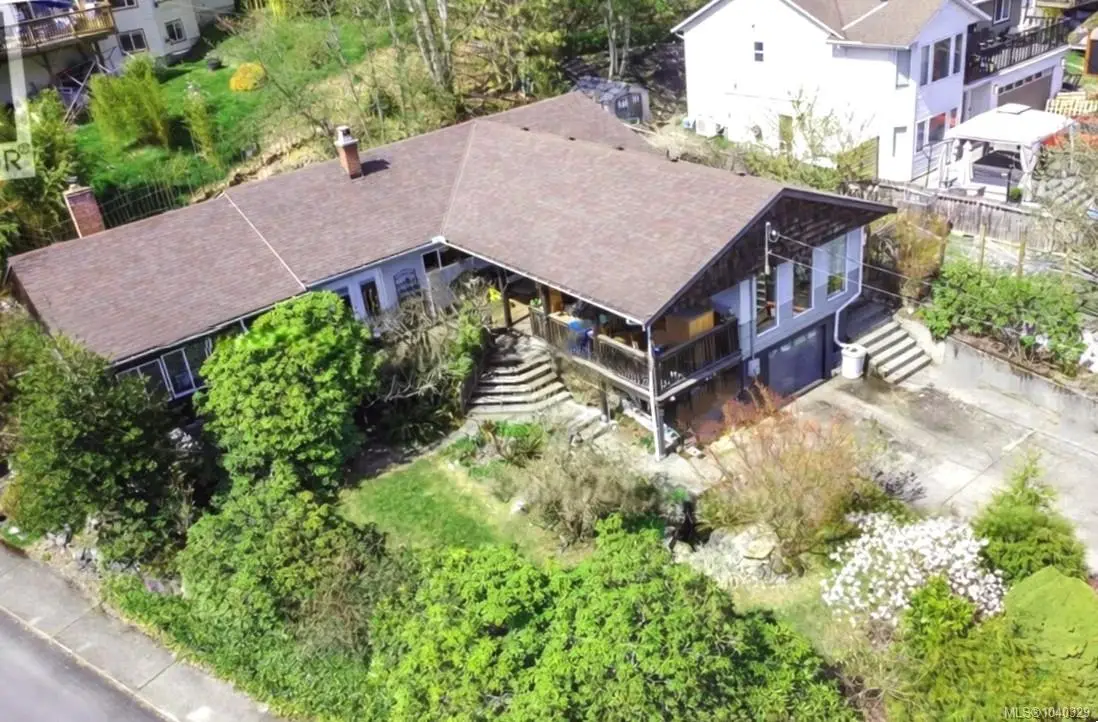 139 North Shore Rd, Lake Cowichan BC V0R 2G0