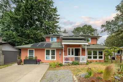 335 Damon Dr, View Royal BC V9B 5G5