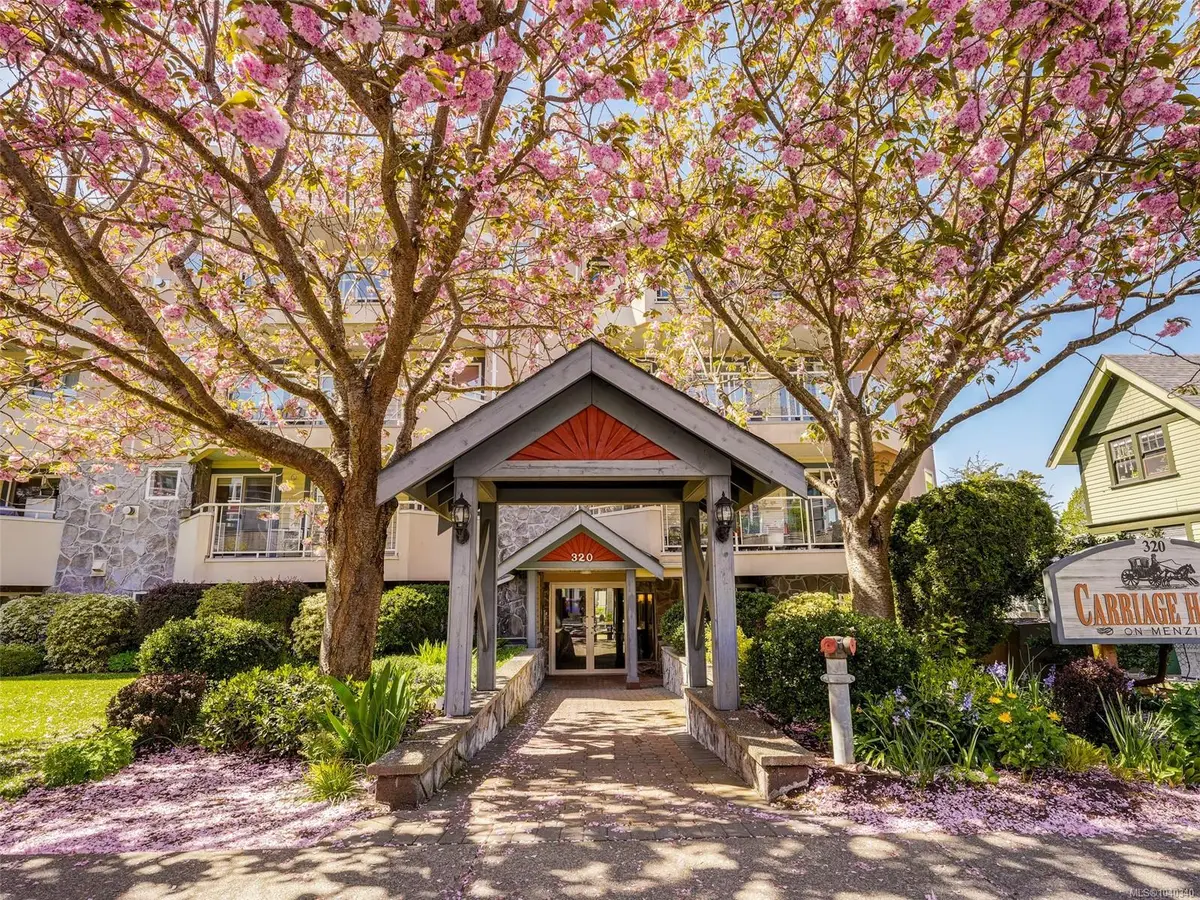 320 Menzies St #202, Victoria BC V8V 2G9