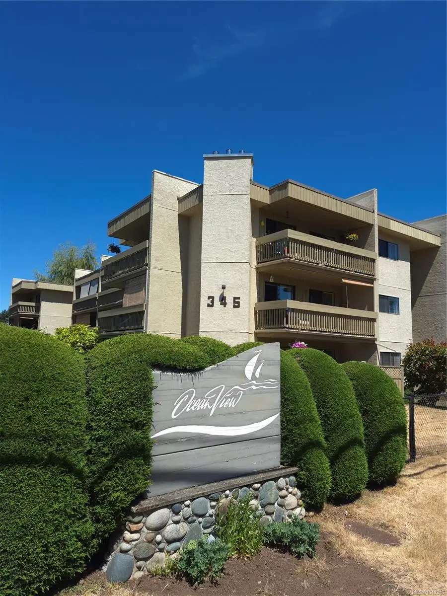 345 Morison Ave #101, Parksville BC V9P 1P6