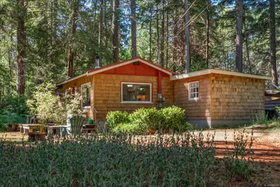 195 Ricardo Rd, Gabriola Island BC V0R 1X0